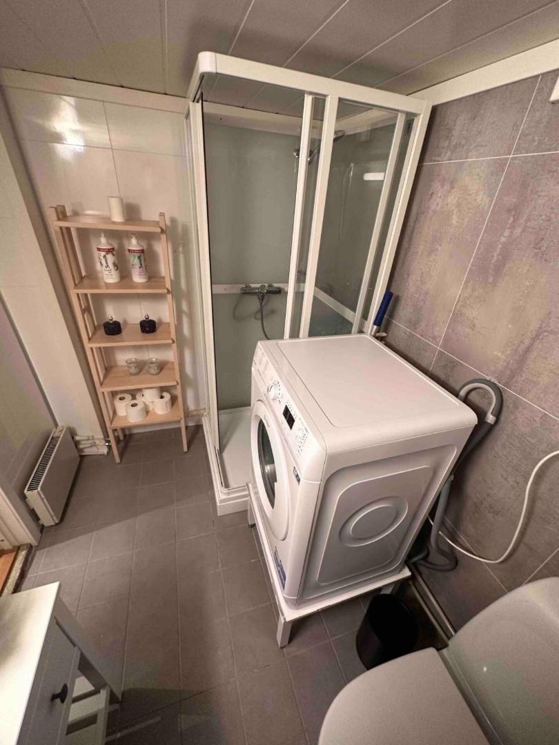 Kb Basement Apartment Sørvågen 外观 照片