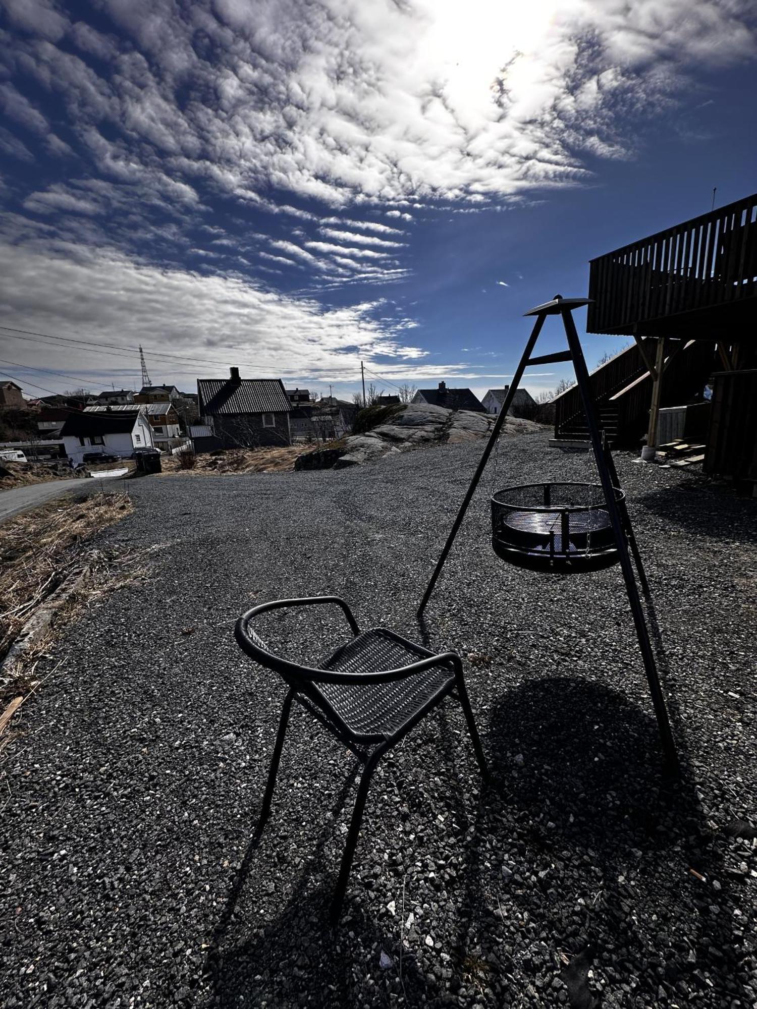 Kb Basement Apartment Sørvågen 外观 照片